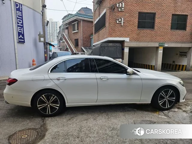 Mercedes-Benz E-Class W213 2021 Белый из Кореи, фото 5