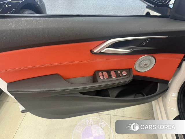 BMW 1 series id 4264031 из Китая 9