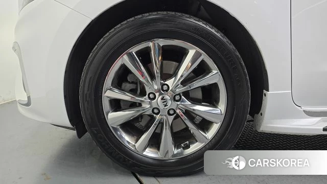Kia The New Carnival id 4471291 из Кореи 15