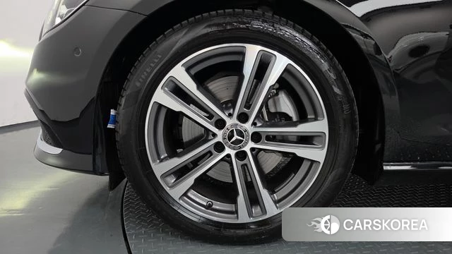 Mercedes-Benz E-Class W213 id 4904879 из Кореи 30