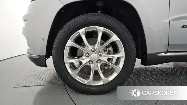 Jeep Grand Cherokee id 3202787 из Кореи 15