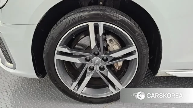 Audi A4 (B9) id 3012169 из Кореи 15