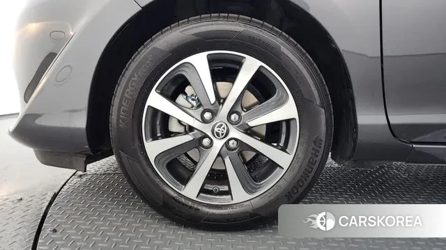 Toyota Prius C id 3766739 из Кореи 15