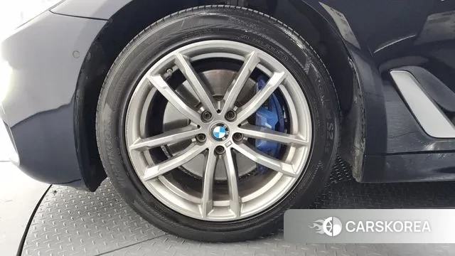 BMW 5 Series (G30) id 3578881 из Кореи 15