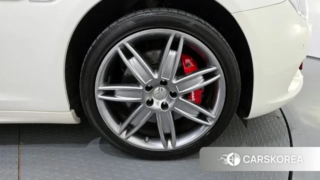 Maserati Quattroporte id 3402872 из Кореи 15