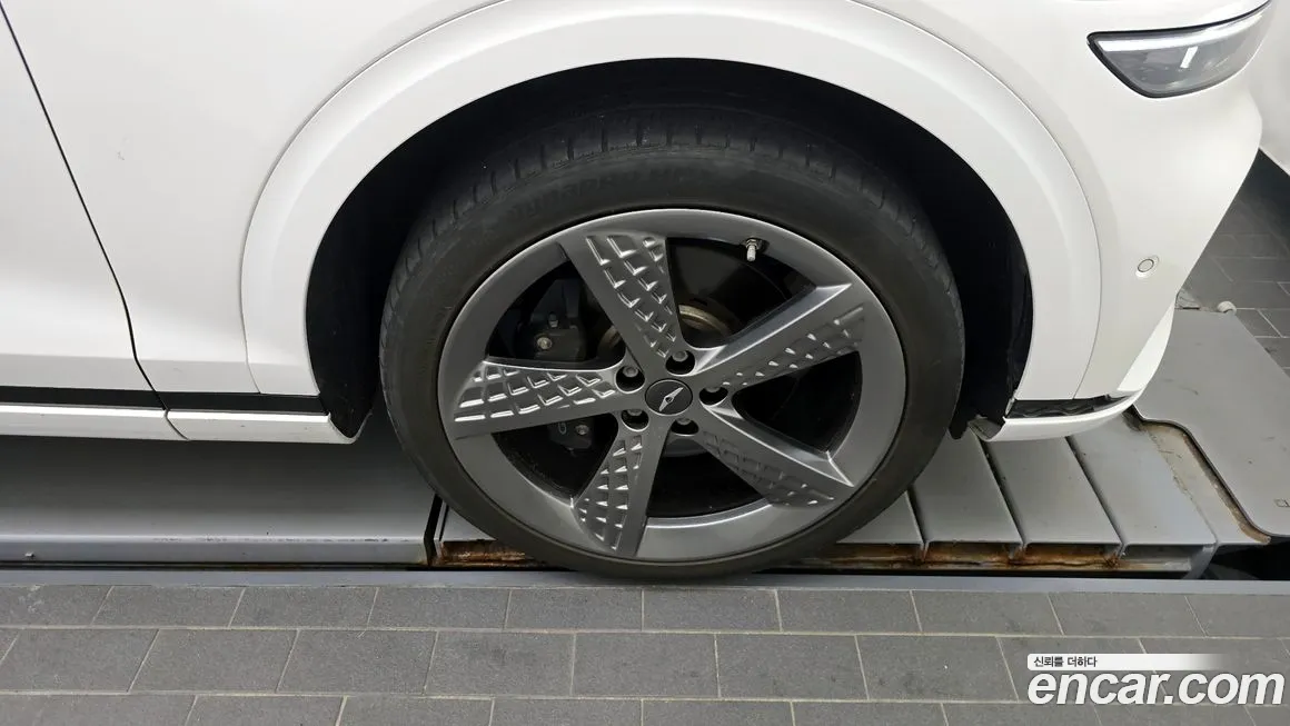 Genesis GV70 id 1870543 из Кореи 15