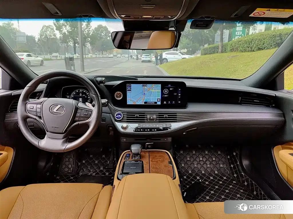 Lexus LS 2021 Champagne/brown из Китая, фото 5