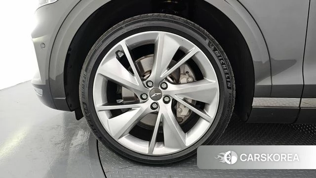 Genesis GV70 id 3953294 из Кореи 15