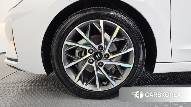 Hyundai The New Avante AD id 3469507 из Кореи 15