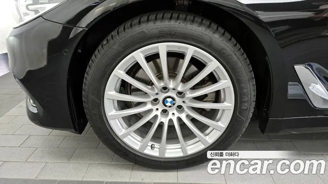 BMW 5 Series (G30) id 2907671 из Кореи 15