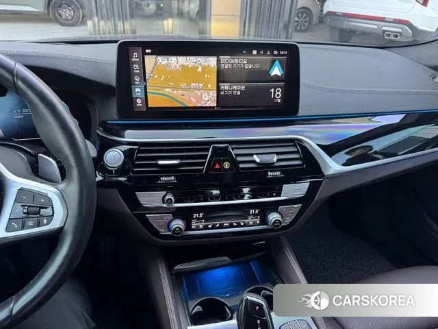 BMW 5 Series (G30) 2021 Черный из Кореи, фото 6