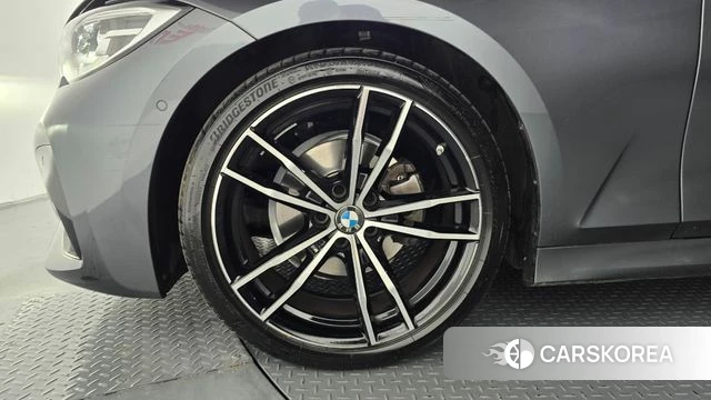 BMW 3 Series (G20) id 4401447 из Кореи 27