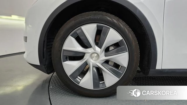 Tesla Model Y id 4711020 из Кореи 30