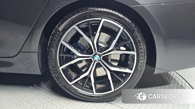 BMW 5 Series (G30) id 3566052 из Кореи 15