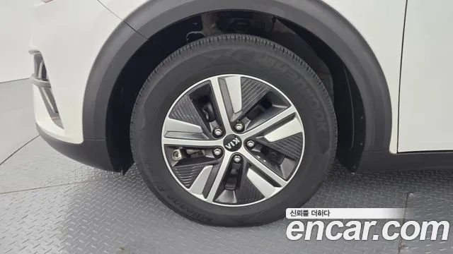 Kia The New Niro id 2891661 из Кореи 15