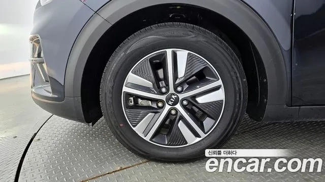 Kia The New Niro id 2932667 из Кореи 15