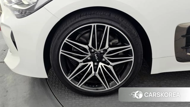 Kia Stinger Meister id 4506654 из Кореи 15