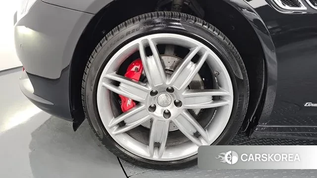 Maserati Quattroporte id 3258996 из Кореи 15