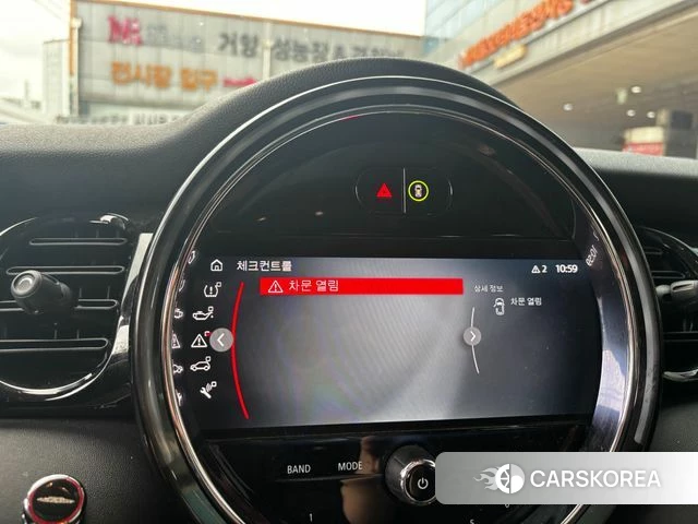 Mini Cooper 2021 Белый из Кореи, фото 5