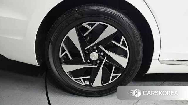 Hyundai The New Grandeur IG Hybrid id 4613649 из Кореи 31