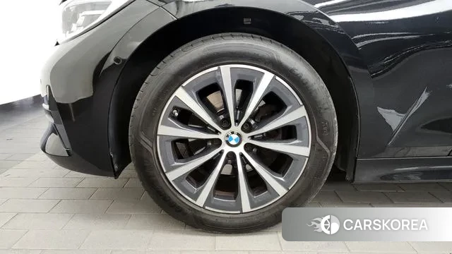 BMW 3 Series (G20) id 2980077 из Кореи 15