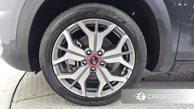 Kia Seltos id 3692344 из Кореи 15