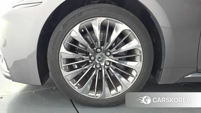 Lexus LS500h 5th generation id 4605088 из Кореи 15