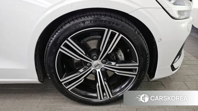 Volvo S60 3rd generation id 3723094 из Кореи 15