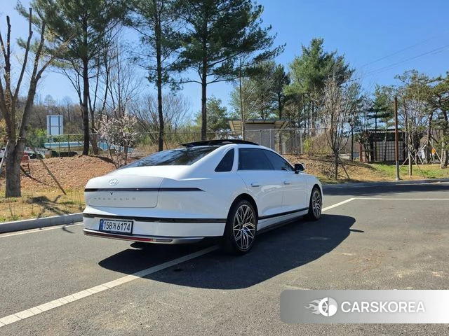 Hyundai Grandeur (GN7) id 3897391 из Кореи 15