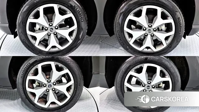 Ssangyong Torres id 3665003 из Кореи 15