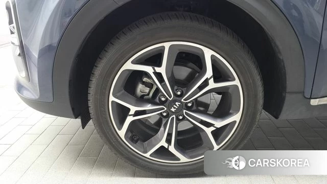 Kia Sportage The Bold id 4284818 из Кореи 27