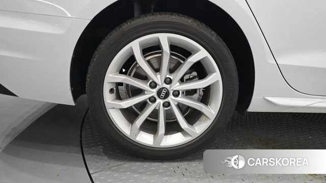 Audi A4 (B9) id 4323018 из Кореи 26