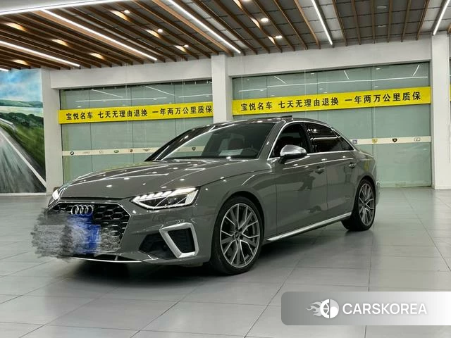 Audi S4 2021 Темно-серый из Китая, фото 5