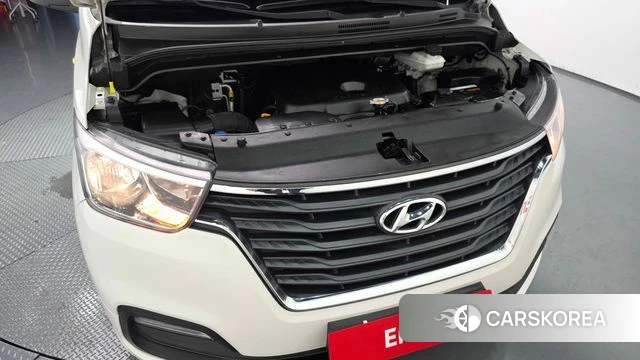 Hyundai The New Grand Starex id 4688653 из Кореи 25