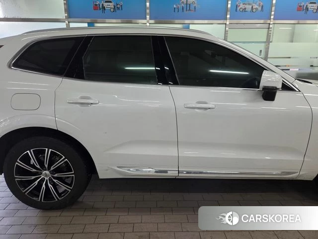 Volvo XC60 second Generation 2021 Белый из Кореи, фото 6