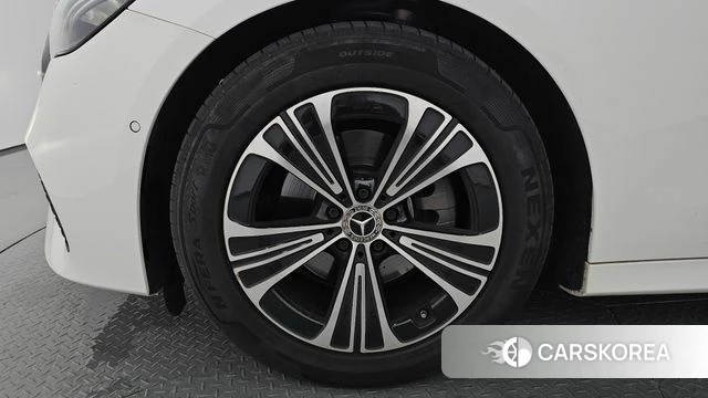 Mercedes-Benz E-Class W214 id 4645192 из Кореи 29