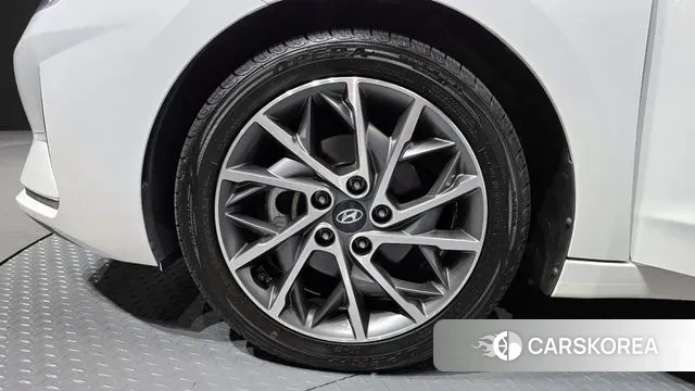 Hyundai The New Avante AD id 3484591 из Кореи 15