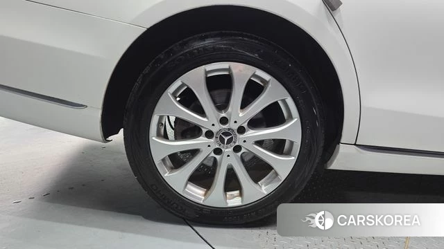 Mercedes-Benz E-Class W213 id 4703221 из Кореи 31