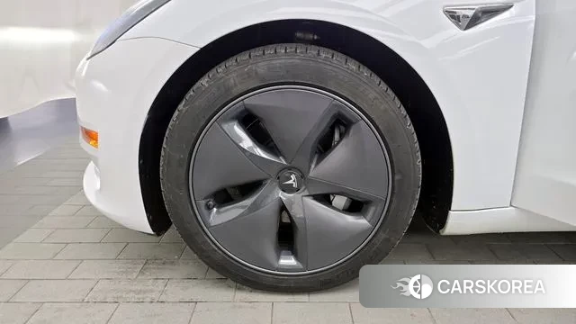 Tesla Model 3 id 3407472 из Кореи 15