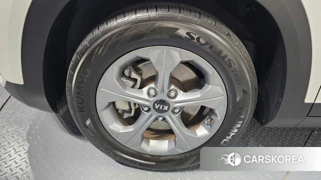 Kia Seltos id 3807298 из Кореи 15