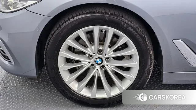 BMW 5 Series (G30) id 3055638 из Кореи 15