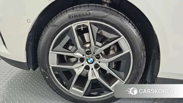 BMW 5 Series (G60) id 3539006 из Кореи 15