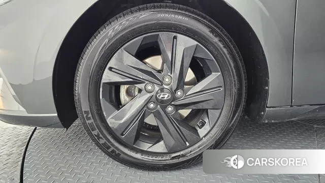 Hyundai Avante Hybrid (CN7) id 3591531 из Кореи 15