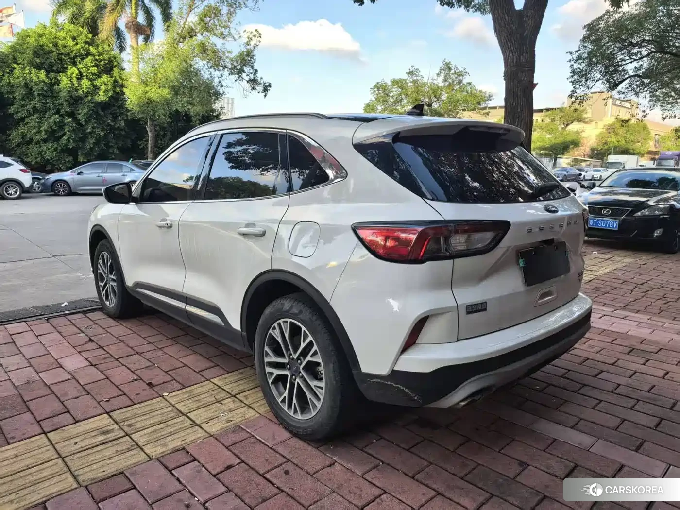 Ford Escape 2022 Белый из Китая, фото 5