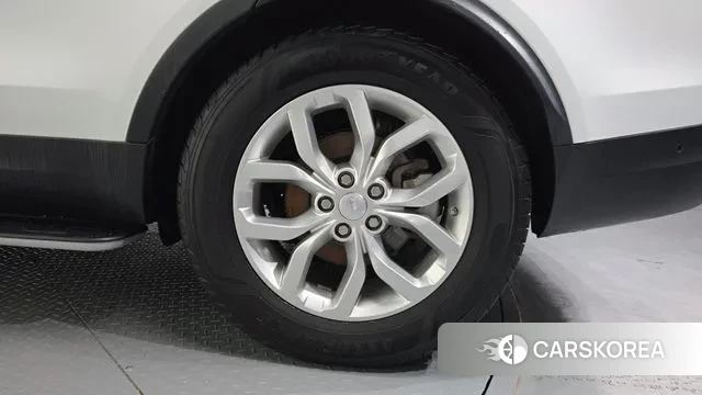 Land Rover Discovery 5 id 3000328 из Кореи 15