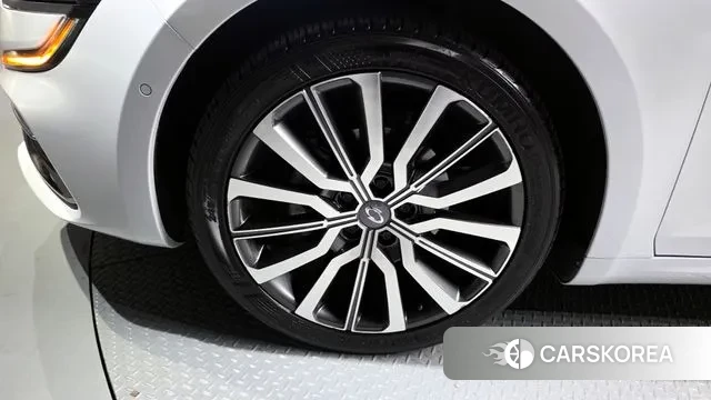 Renault Korea (Samsung) The New SM6 id 3016527 из Кореи 15