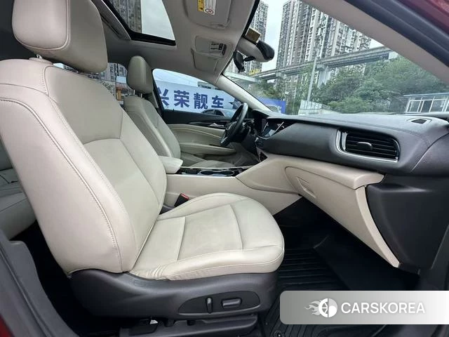 Buick Regal id 4213414 из Китая 15