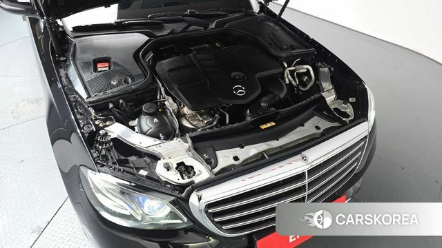 Mercedes-Benz E-Class W213 id 4371501 из Кореи 28