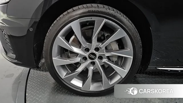 Audi A4 (B9) id 3206917 из Кореи 15
