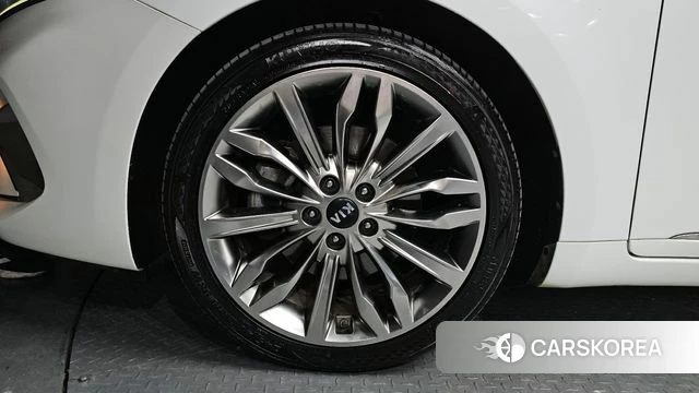 Kia K7 Premier id 3924609 из Кореи 15